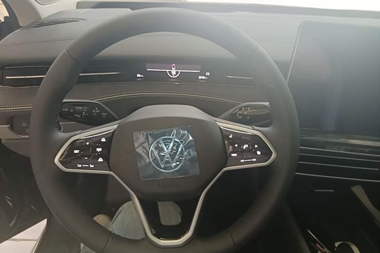Used Volkswagen ID.7 VIZZION 2024 PRO Model Steering Wheel