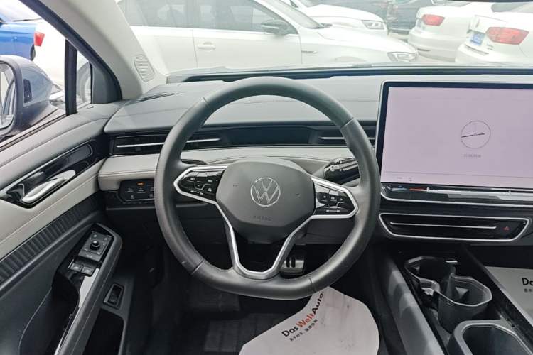 Used Volkswagen ID.7 VIZZION 2024 AIR model Steering Wheel