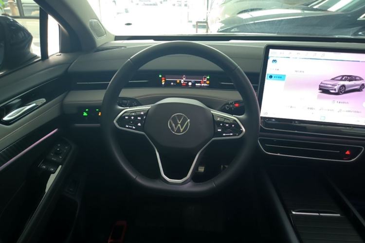 Used Volkswagen ID.7 VIZZION 2024 AIR model Steering Wheel