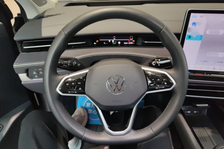 Used Volkswagen ID.7 VIZZION 2024 PRO Model Steering Wheel