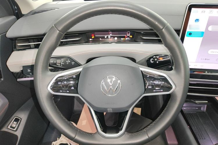 Used Volkswagen ID.7 VIZZION 2024 AIR model Steering Wheel