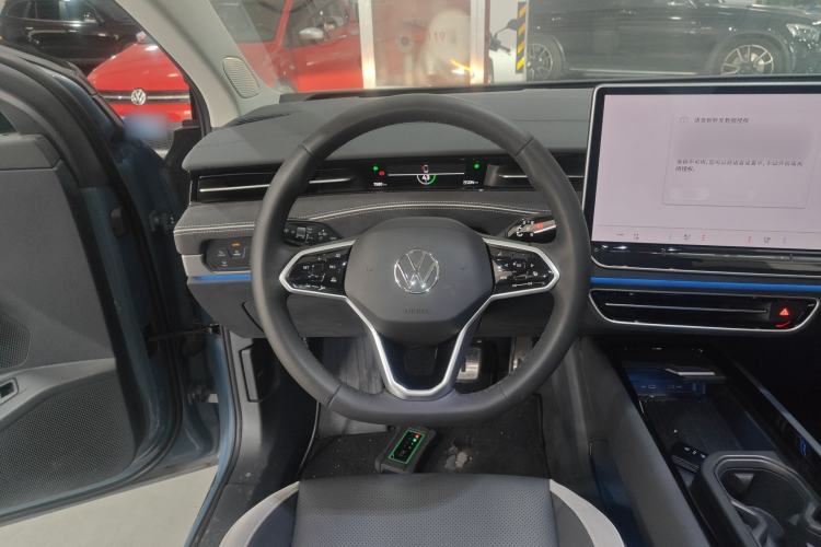 Used Volkswagen ID.7 VIZZION 2024 PRO Model Steering Wheel