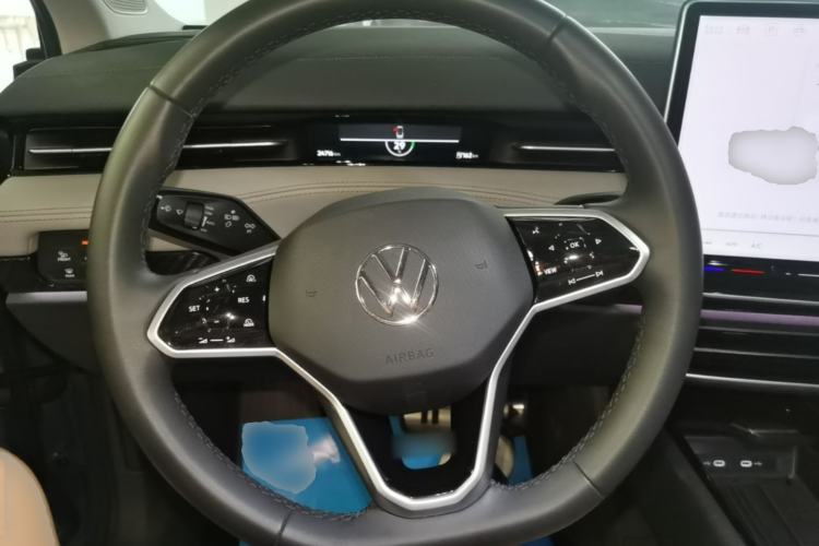 Used Volkswagen ID.7 VIZZION 2024 AIR model Steering Wheel