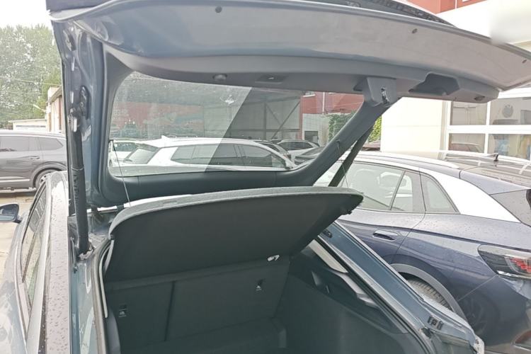 Used Volkswagen ID.7 VIZZION 2024 First Edition Trunk