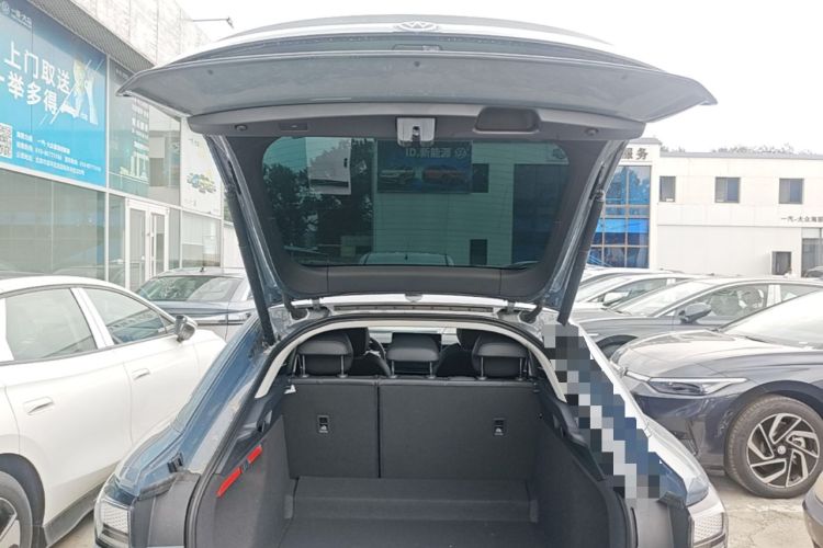 Used Volkswagen ID.7 VIZZION 2024 AIR model Trunk