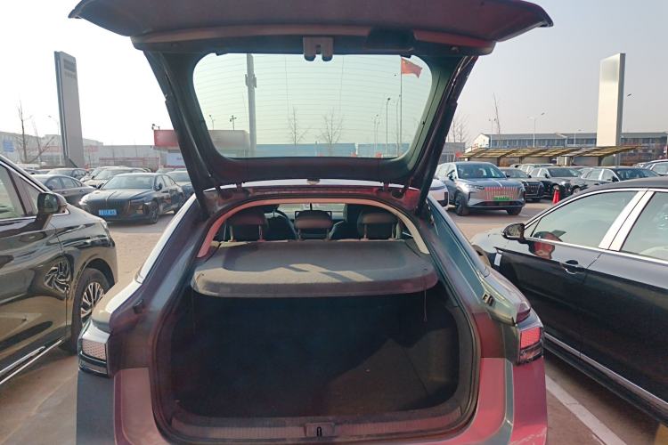 Used Volkswagen ID.7 VIZZION 2024 First Edition Trunk