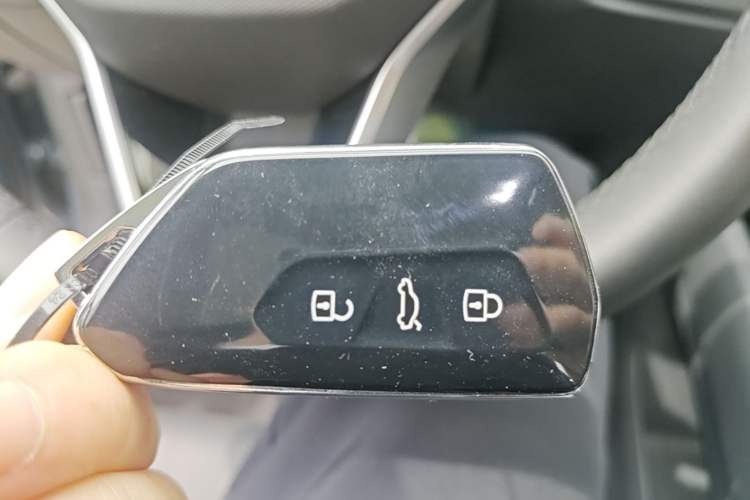 Used Volkswagen ID.7 VIZZION 2024 PRO Model Vehicle Key