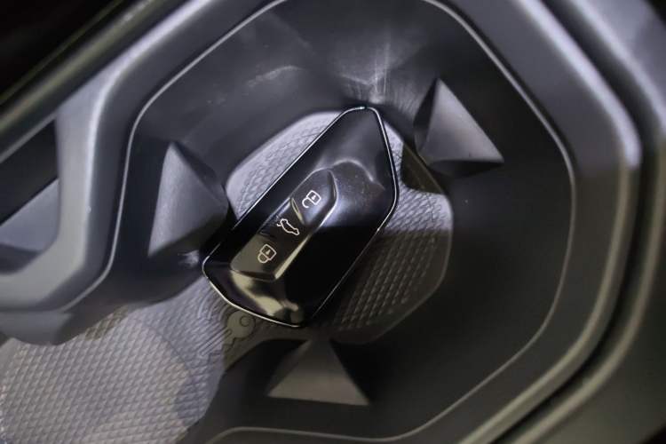 Used Volkswagen ID.7 VIZZION 2024 PRO Model Vehicle Key