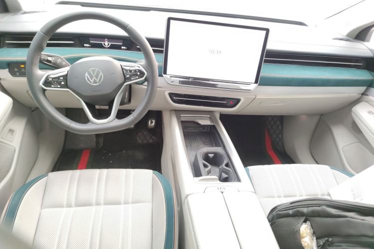 Used Volkswagen ID.7 VIZZION 2024 PRO Model Center Console