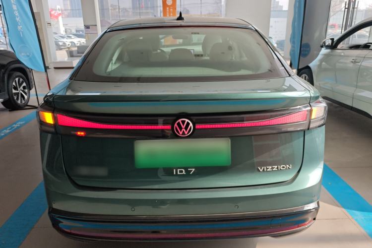Used Volkswagen ID.7 VIZZION 2024 PRO Model Exterior 4