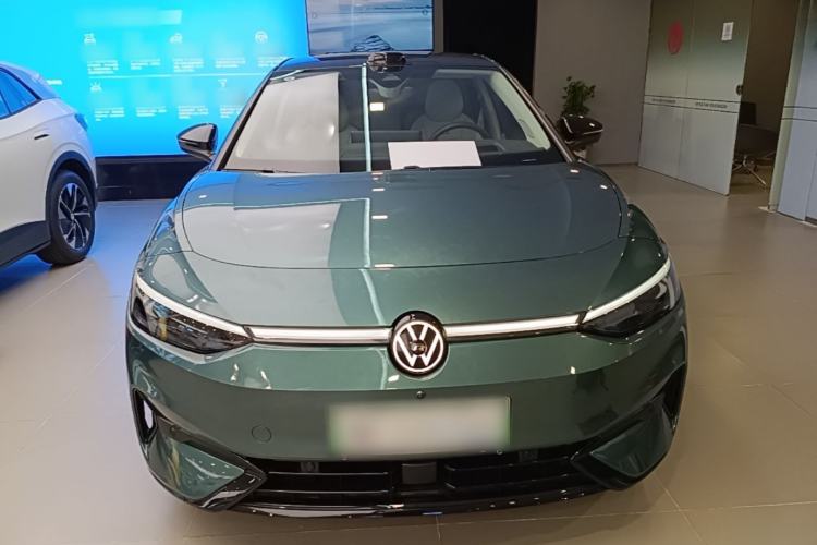 Used Volkswagen ID.7 VIZZION 2024 First Edition Front