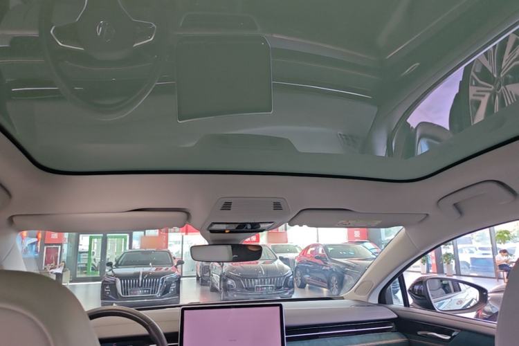 Used Volkswagen ID.7 VIZZION 2024 PRO Model Headliner