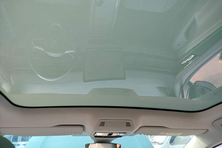 Used Volkswagen ID.7 VIZZION 2024 First Edition Headliner
