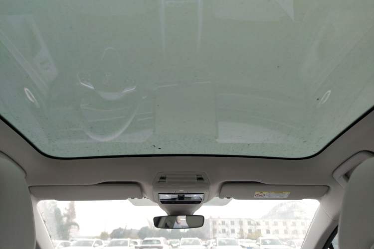 Used Volkswagen ID.7 VIZZION 2024 PRO Model Headliner