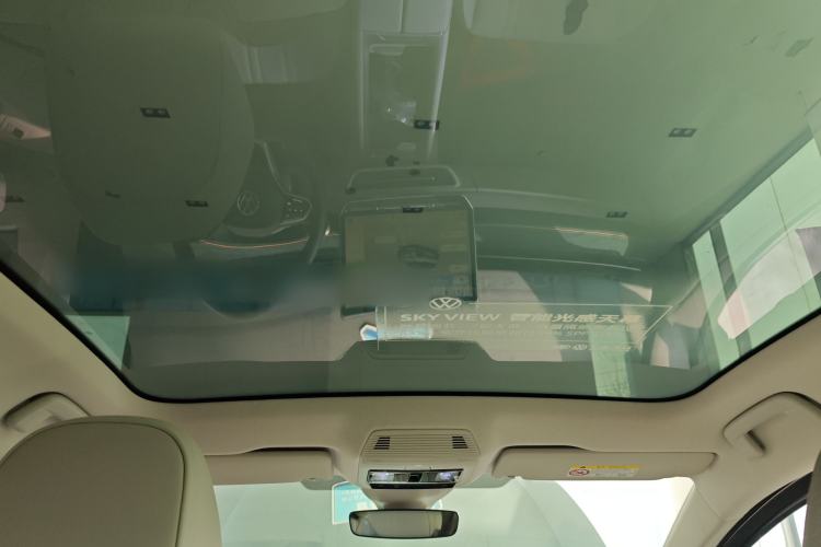 Used Volkswagen ID.7 VIZZION 2024 PRO Model Headliner