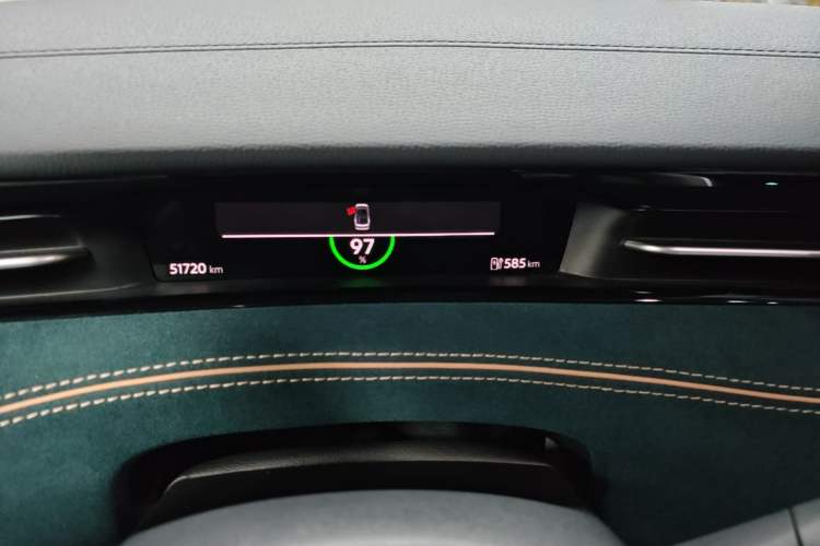 Used Volkswagen ID.7 VIZZION 2024 First Edition Instrument Cluster