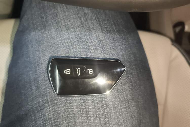 Used Volkswagen ID.7 VIZZION 2024 First Edition Interior 1