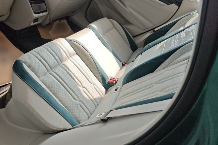 Used Volkswagen ID.7 VIZZION 2024 PRO Model Interior 4