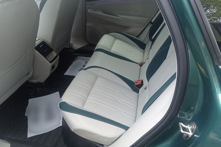 Used Volkswagen ID.7 VIZZION 2024 First Edition Left Rear Seat