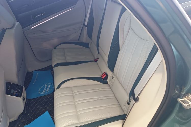 Used Volkswagen ID.7 VIZZION 2024 PRO Model Left Rear Seat