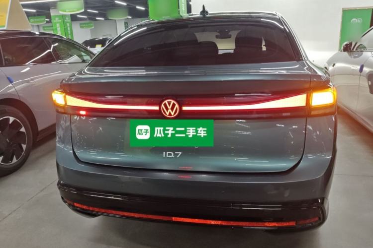 Used Volkswagen ID.7 VIZZION 2024 PRO Model Rear
