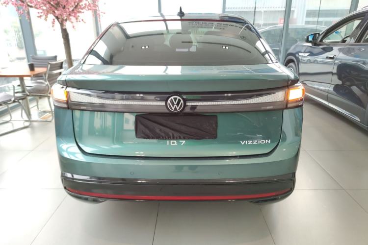 Used Volkswagen ID.7 VIZZION 2024 PRO Model Rear