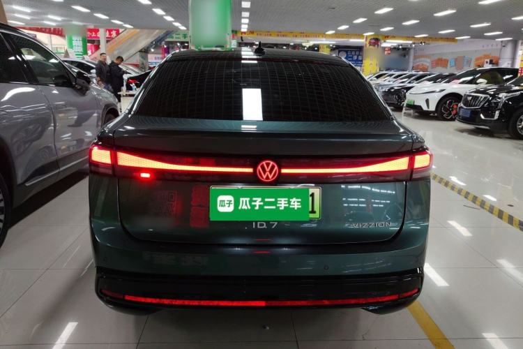 Used Volkswagen ID.7 VIZZION 2024 First Edition Rear