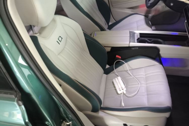 Used Volkswagen ID.7 VIZZION 2024 First Edition Right Front Seat