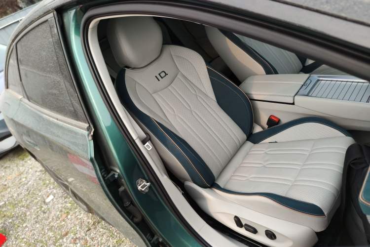 Used Volkswagen ID.7 VIZZION 2024 PRO Model Right Front Seat