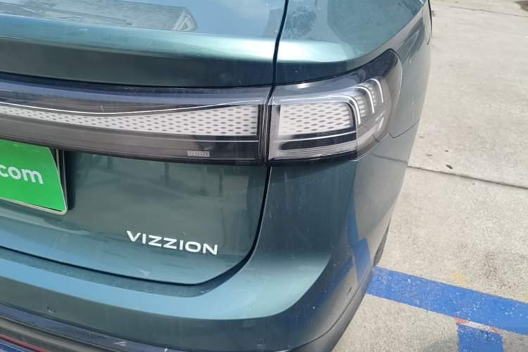 Used Volkswagen ID.7 VIZZION 2024 PRO Model Right Rear Taillight