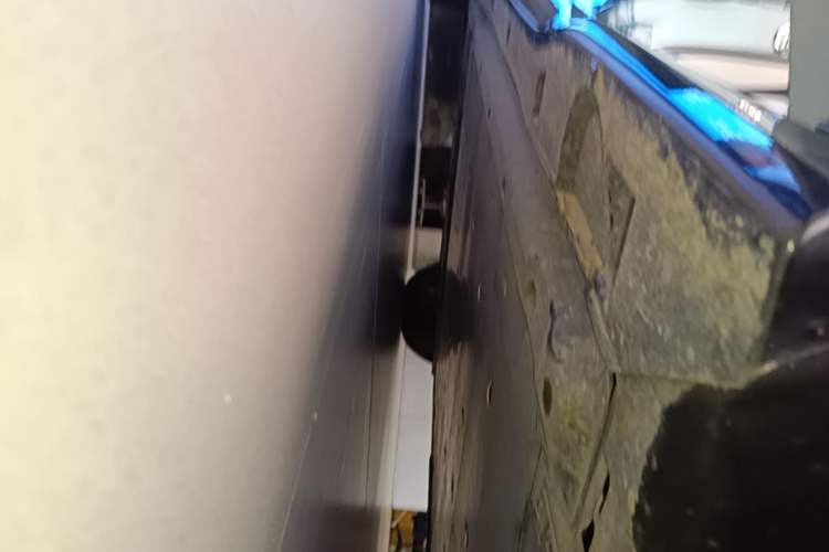 Used Volkswagen ID.7 VIZZION 2024 First Edition Right Side Sill