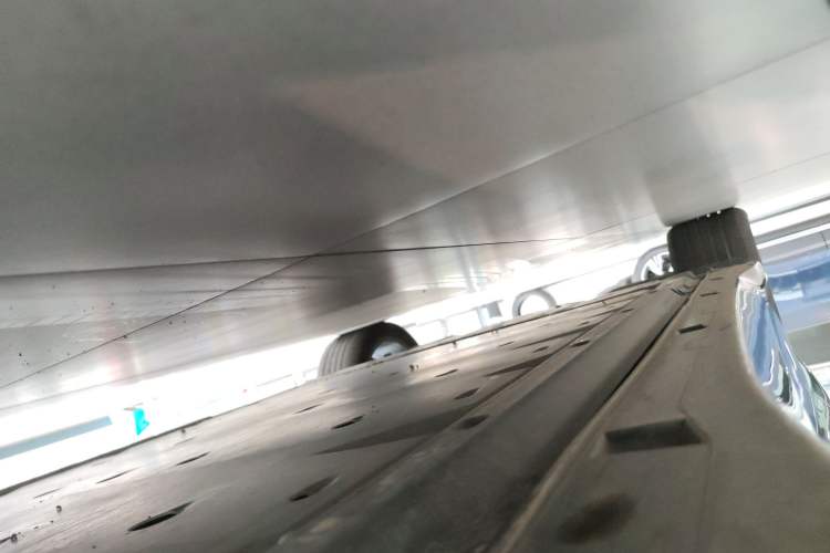 Used Volkswagen ID.7 VIZZION 2024 PRO Model Right Side Sill