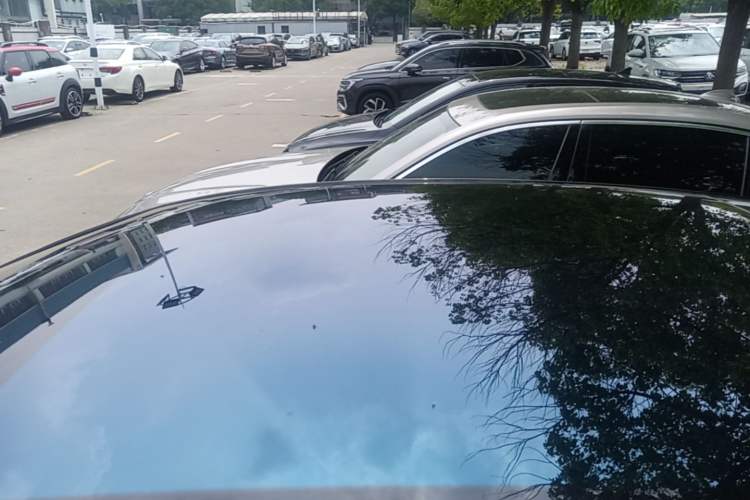 Used Volkswagen ID.7 VIZZION 2024 First Edition Roof
