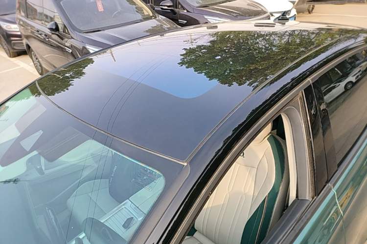 Used Volkswagen ID.7 VIZZION 2024 First Edition Roof