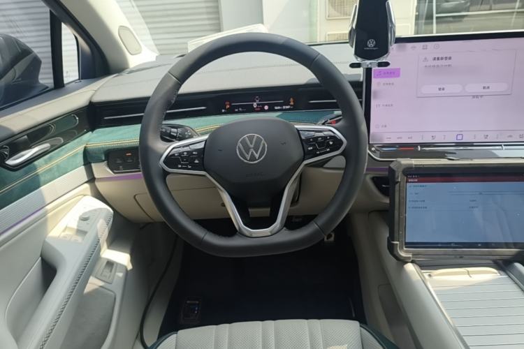 Used Volkswagen ID.7 VIZZION 2024 PRO Model Steering Wheel