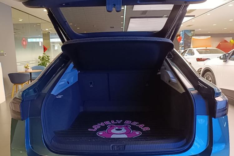 Used Volkswagen ID.7 VIZZION 2024 First Edition Trunk