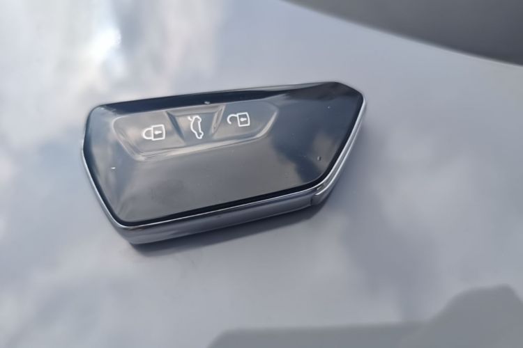 Used Volkswagen ID.7 VIZZION 2024 PRO Model Vehicle Key