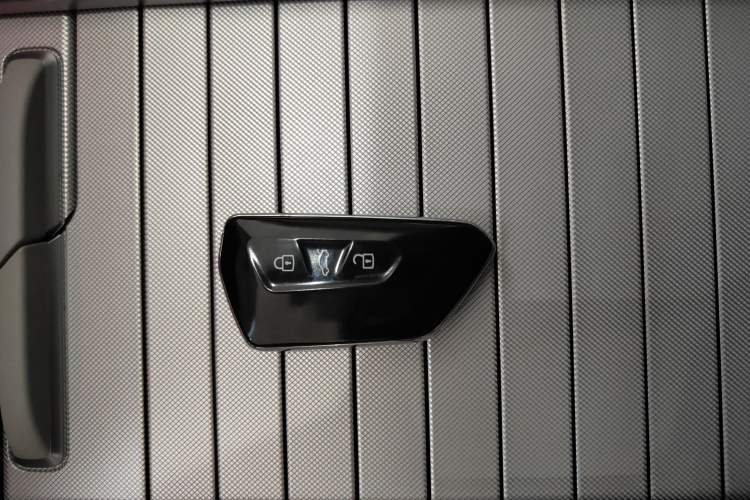 Used Volkswagen ID.7 VIZZION 2024 PRO Model Vehicle Key