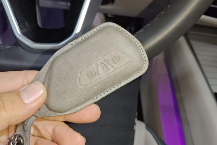 Used Volkswagen ID.7 VIZZION 2024 PRO Model Vehicle Key