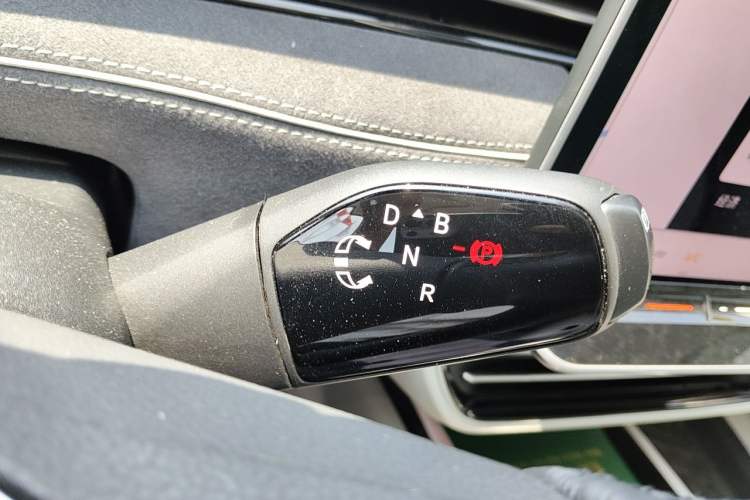 Used Volkswagen ID.7 VIZZION 2024 First Edition Gear Lever