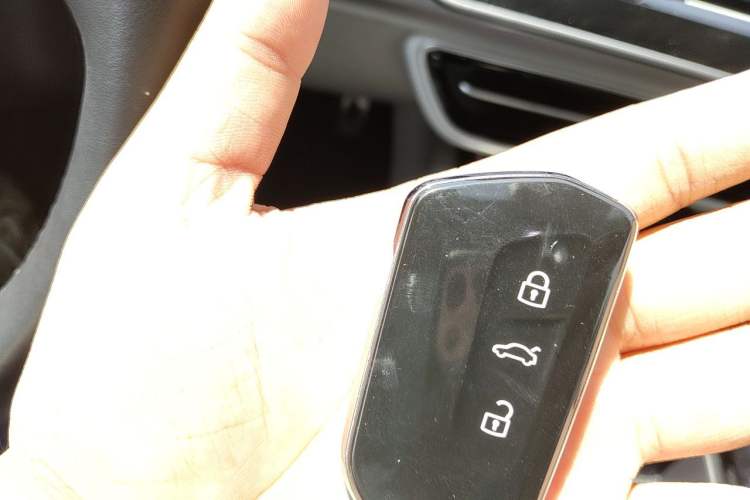 Used Volkswagen ID.7 VIZZION 2024 First Edition Vehicle Key