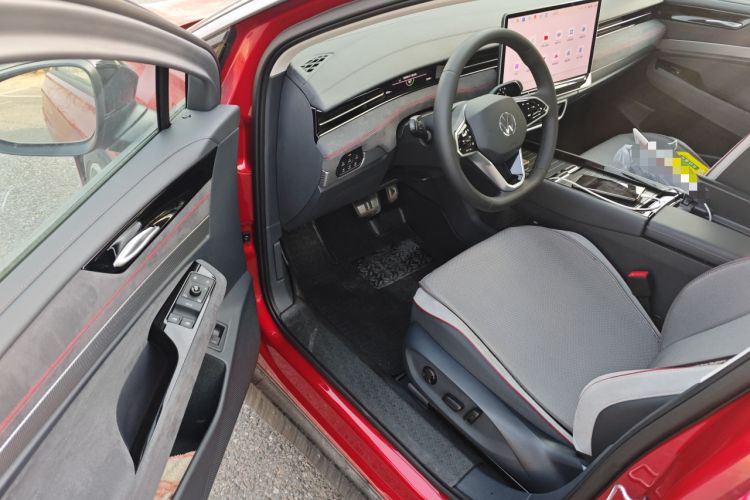 Used Volkswagen ID.7 VIZZION 2024 PRIME Driver Seat