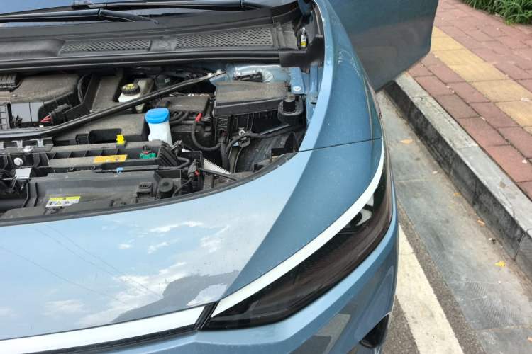 Used Volkswagen ID.7 VIZZION 2024 AIR model Engine Bay Left