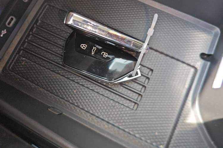 Used Volkswagen ID.7 VIZZION 2024 First Edition Interior 1