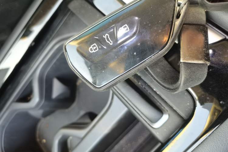 Used Volkswagen ID.7 VIZZION 2024 AIR model Interior 1