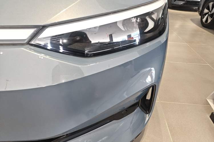 Used Volkswagen ID.7 VIZZION 2024 PRO Model Left Front Headlight