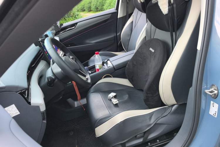 Used Volkswagen ID.7 VIZZION 2024 AIR model Left Front Seat