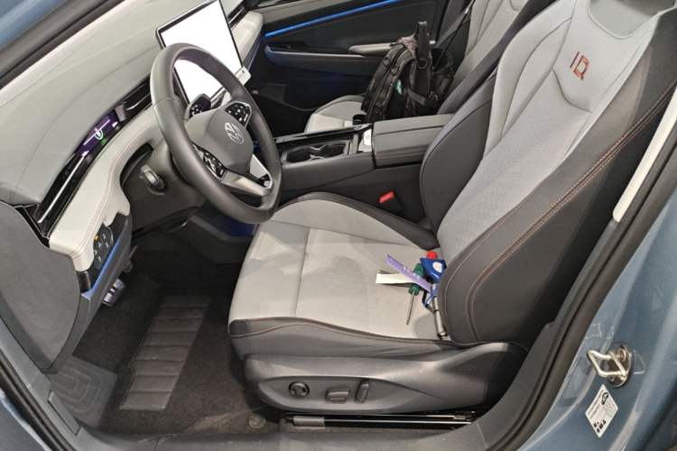 Used Volkswagen ID.7 VIZZION 2024 AIR model Left Front Seat