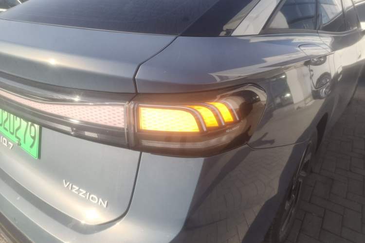 Used Volkswagen ID.7 VIZZION 2024 PRO Model Right Rear Taillight