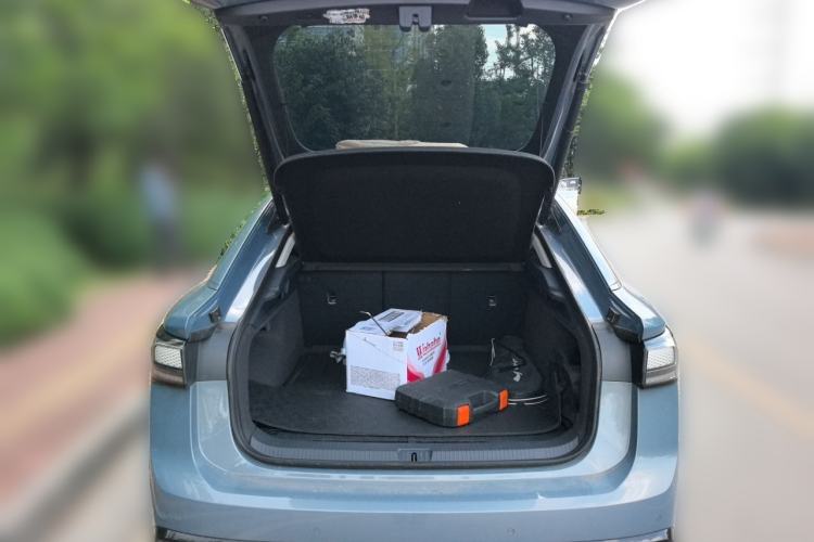 Used Volkswagen ID.7 VIZZION 2024 AIR model Trunk